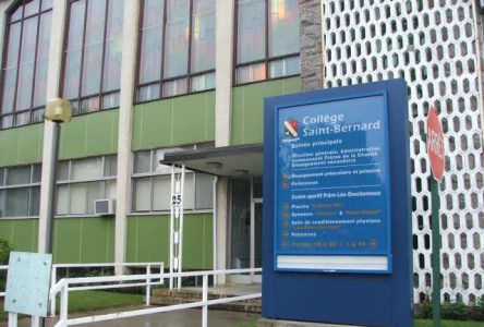 Collège Saint-Bernard : coupure du poste de directeur général adjoint