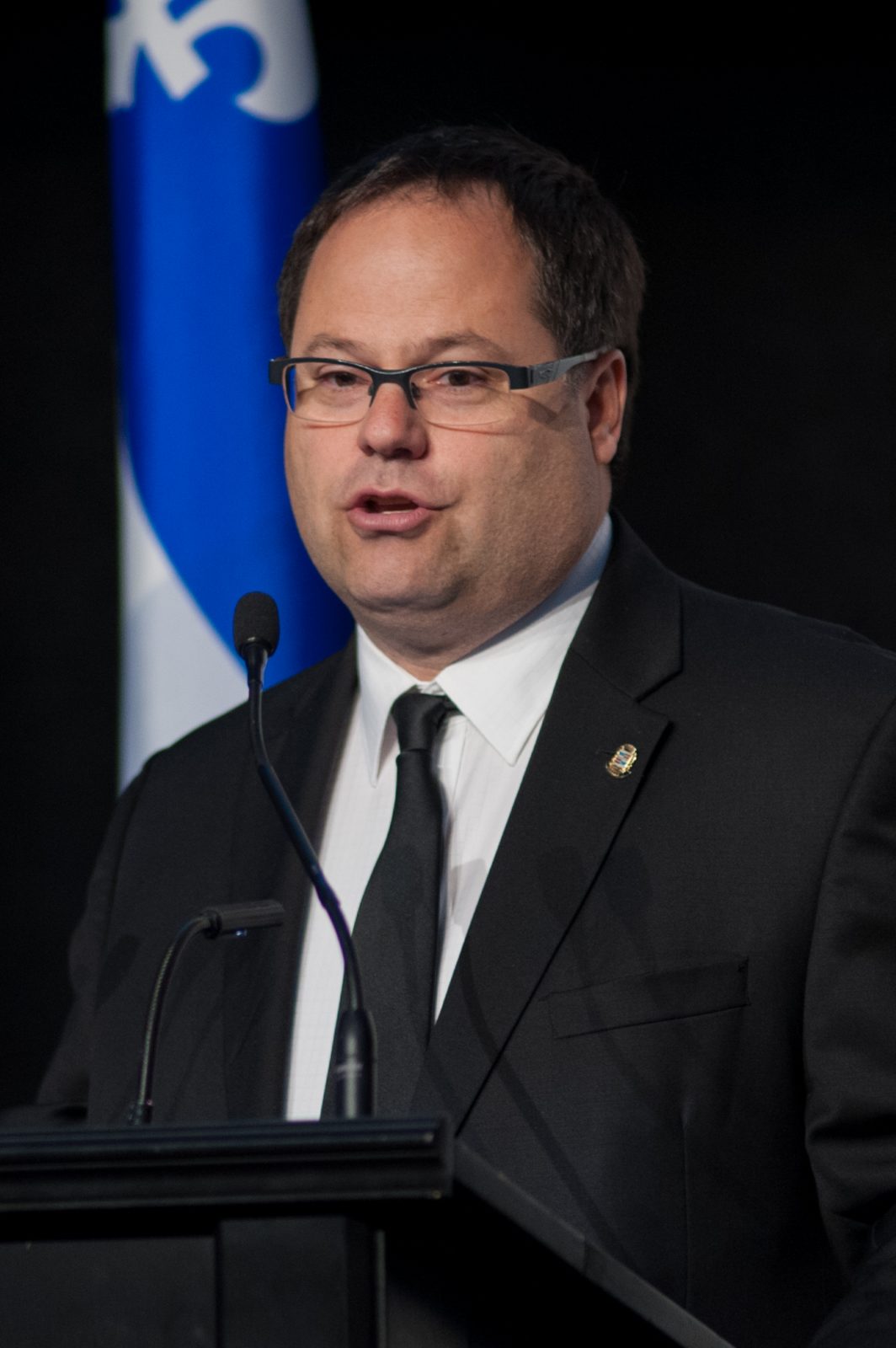 Le maire Cusson participe aux audiences de Postes Canada