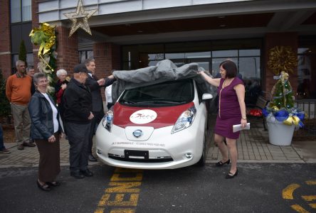 Une voiture électrique pour les personnes âgées de la résidence JAZZ