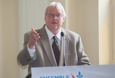 Le ministre Barrette inaugurera le Centre famille-enfant dimanche