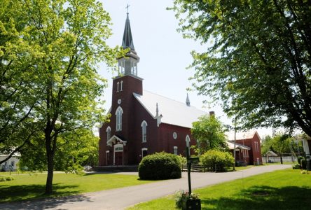 Église de Saint-Edmond : au diable la consultation publique