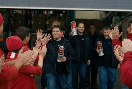 Des employés du Groupe Soucy en vedette dans une publicité pour le Super Bowl