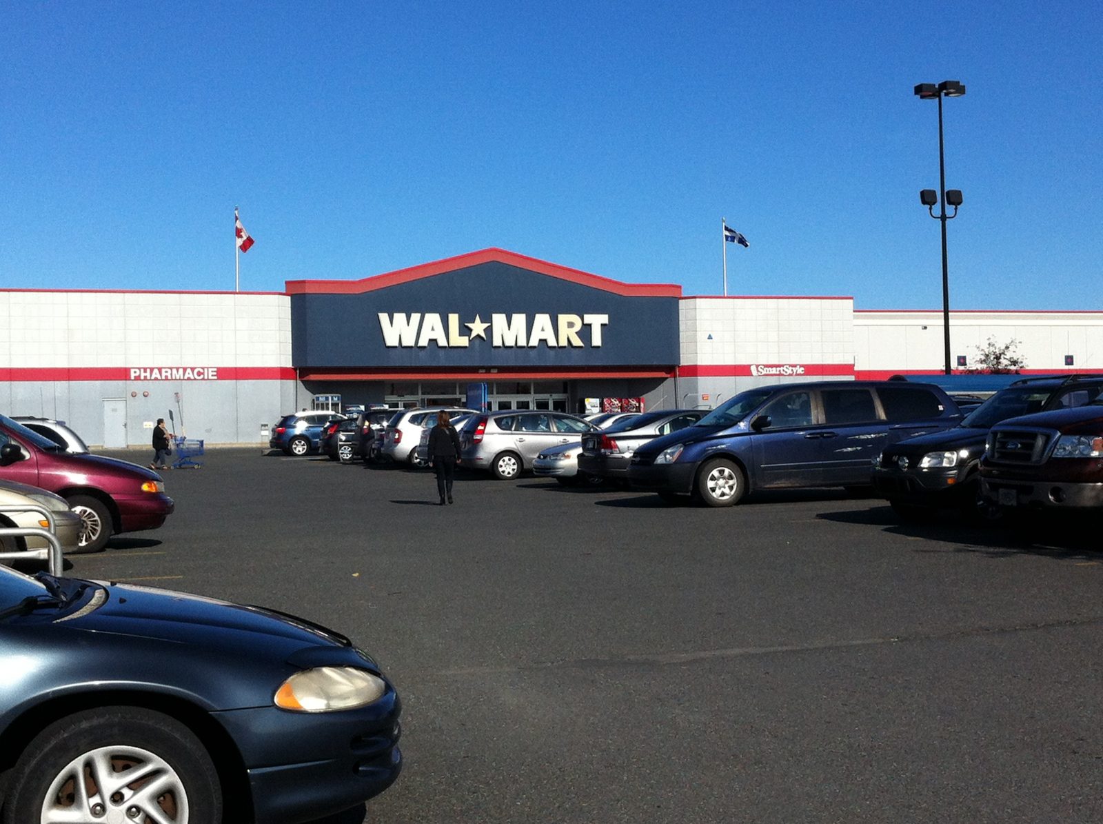 Walmart veut grossir L'Express