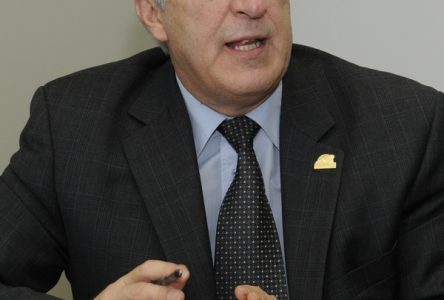 Yvan Aubé quittera son poste de directeur général de la CSDC en mars 2011