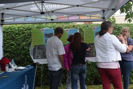 La population au rendez-vous malgré la pluie