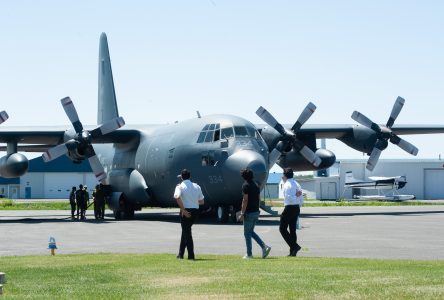 De la «grosse» visite à l’aéroport  (photos et vidéo)