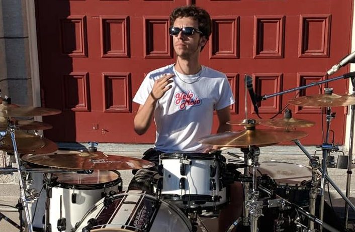 Un batteur drummondvillois se joint à Yelo Molo