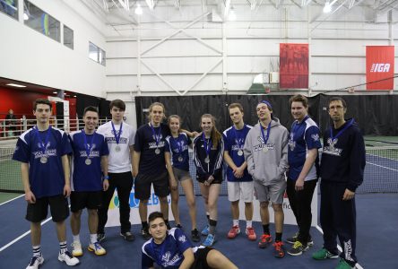 Tennis collégial : les Voltigeurs médaillés d’argent à Montréal