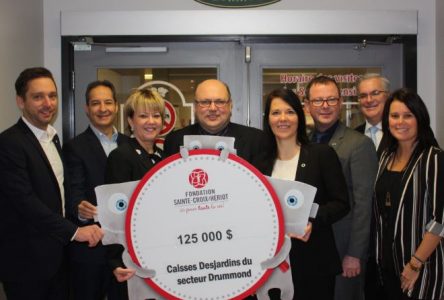 Les Caisses Desjardins appuient la fondation Sainte-Croix/Heriot