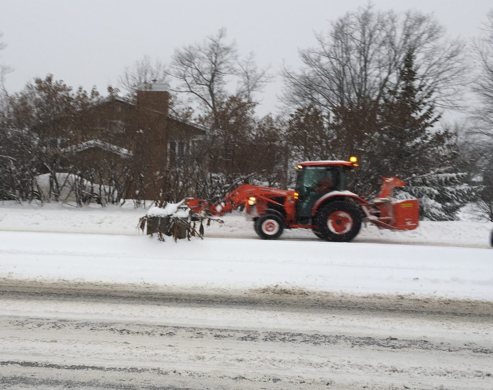 Première bordée de neige: quelques sorties de route, sans plus