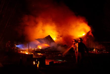Incendie à Saint-Lucien : le dossier remis à la Sûreté du Québec