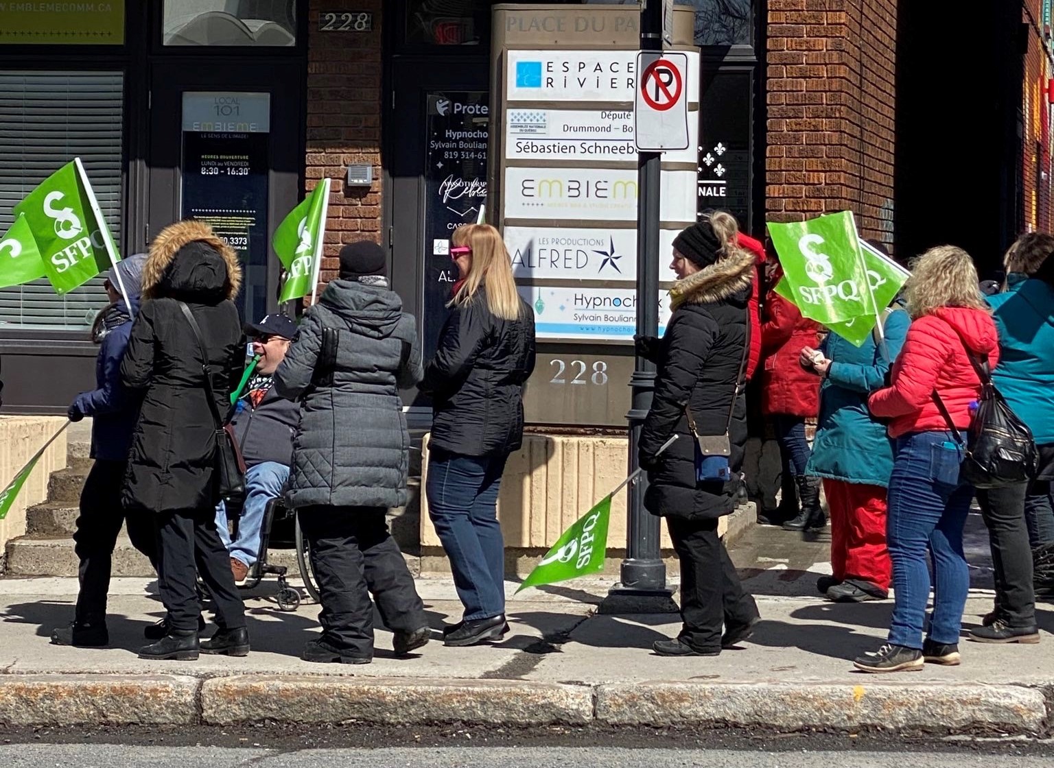 Deux nouveaux jours de grève pour les fonctionnaires membres du SFPQ