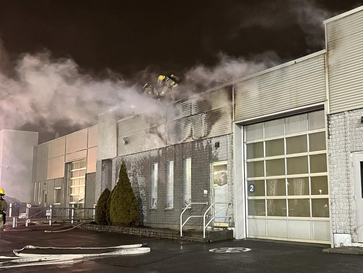 Un incendie endommage le centre d’esthétique automobile Brill-O (photos et vidéo)