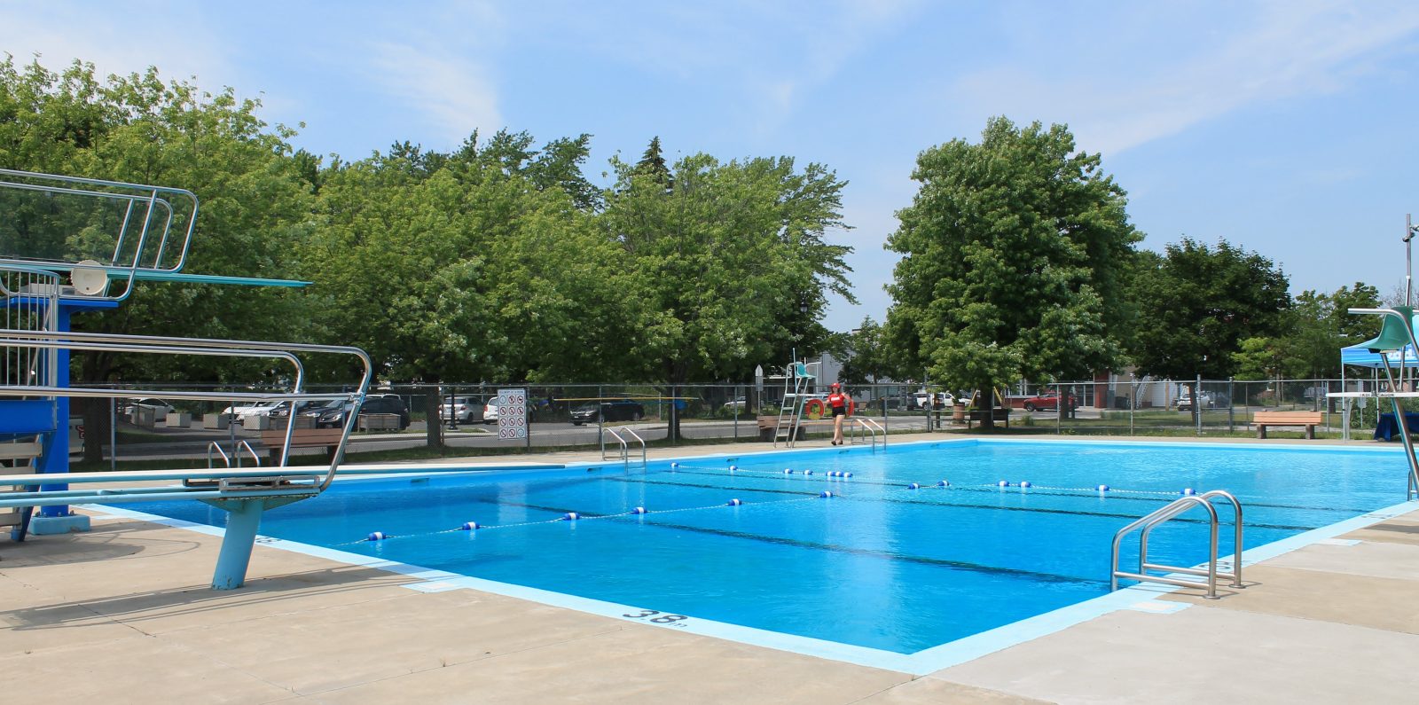 Des cours de natation gratuits à la piscine Saint-Joseph pendant l’été