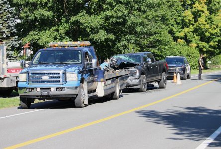 Un septuagénaire blessé dans une collision entre deux camionnettes