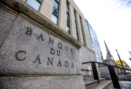 La Banque du Canada abaisse le taux directeur de 25 points