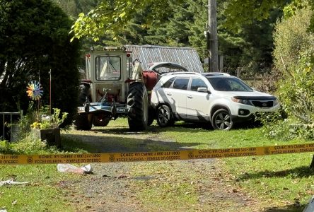 Un sexagénaire décède sous son tracteur