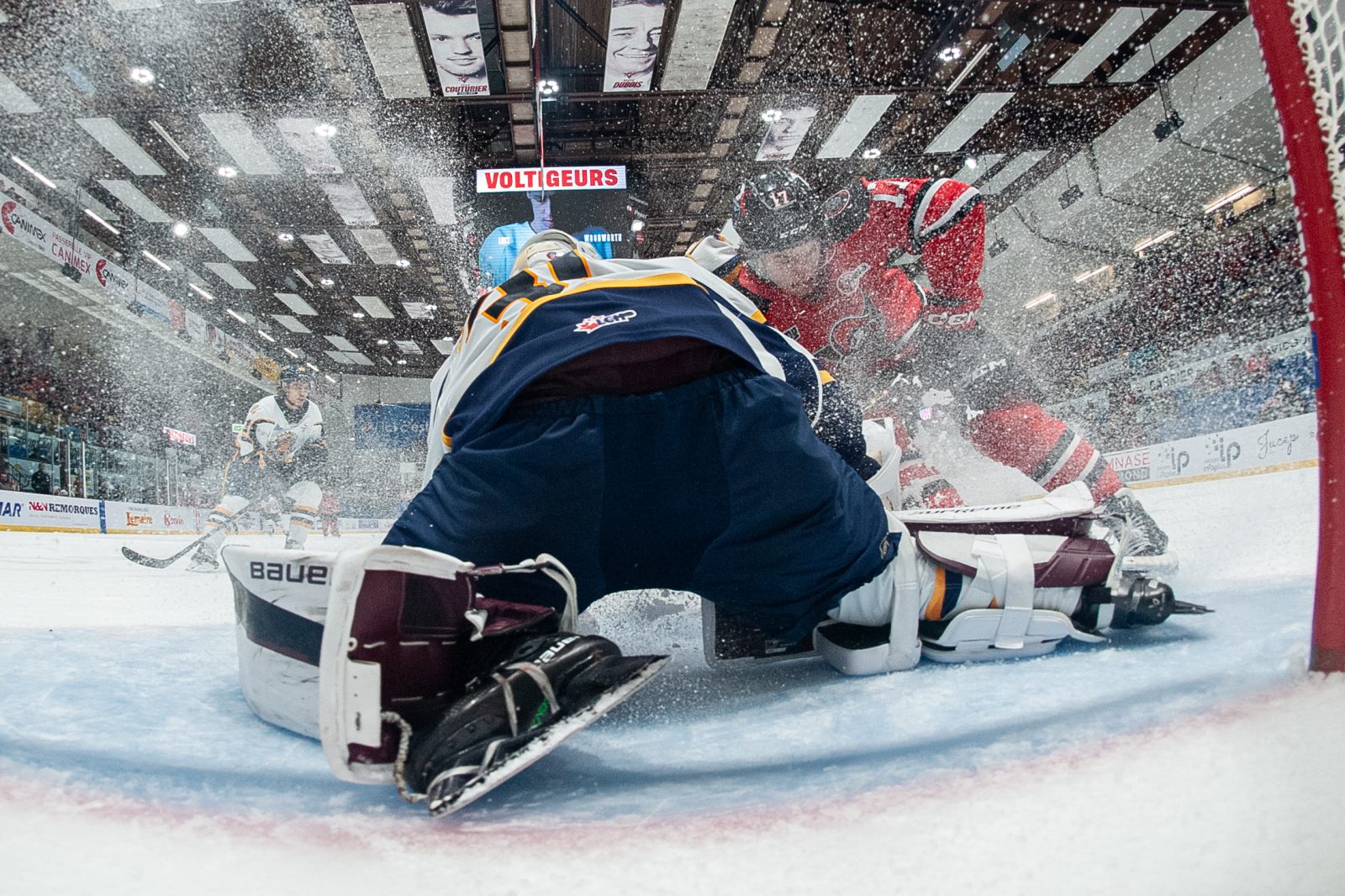 Duel défensif à l’avantage des Voltigeurs (photos)